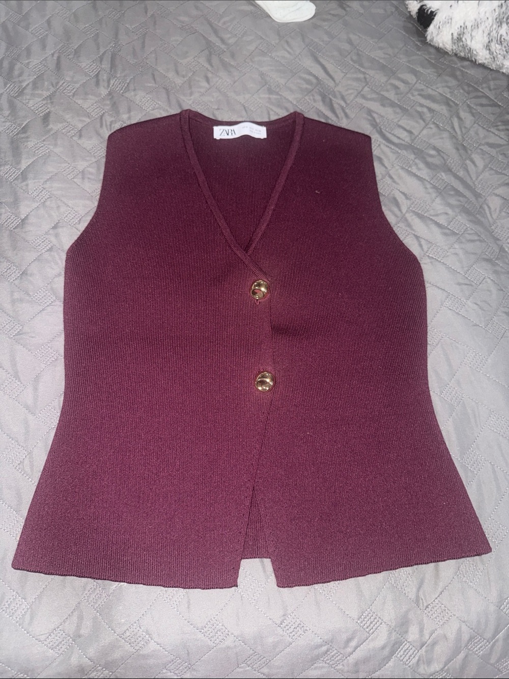 Zara V-Neck Sleeveless Knit Vest - Burgundy with Gold Buttons